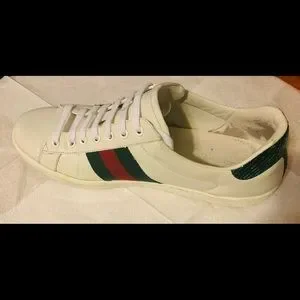 Mens 9.5 Gucci white shoes added colors are red and green with snake Gucci | Shoes | Mens 95 Gucci White Shoes Added Colors Are  main image 2